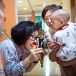 讓醫院的孩子發出笑聲 台灣版「心靈點滴」正在上演